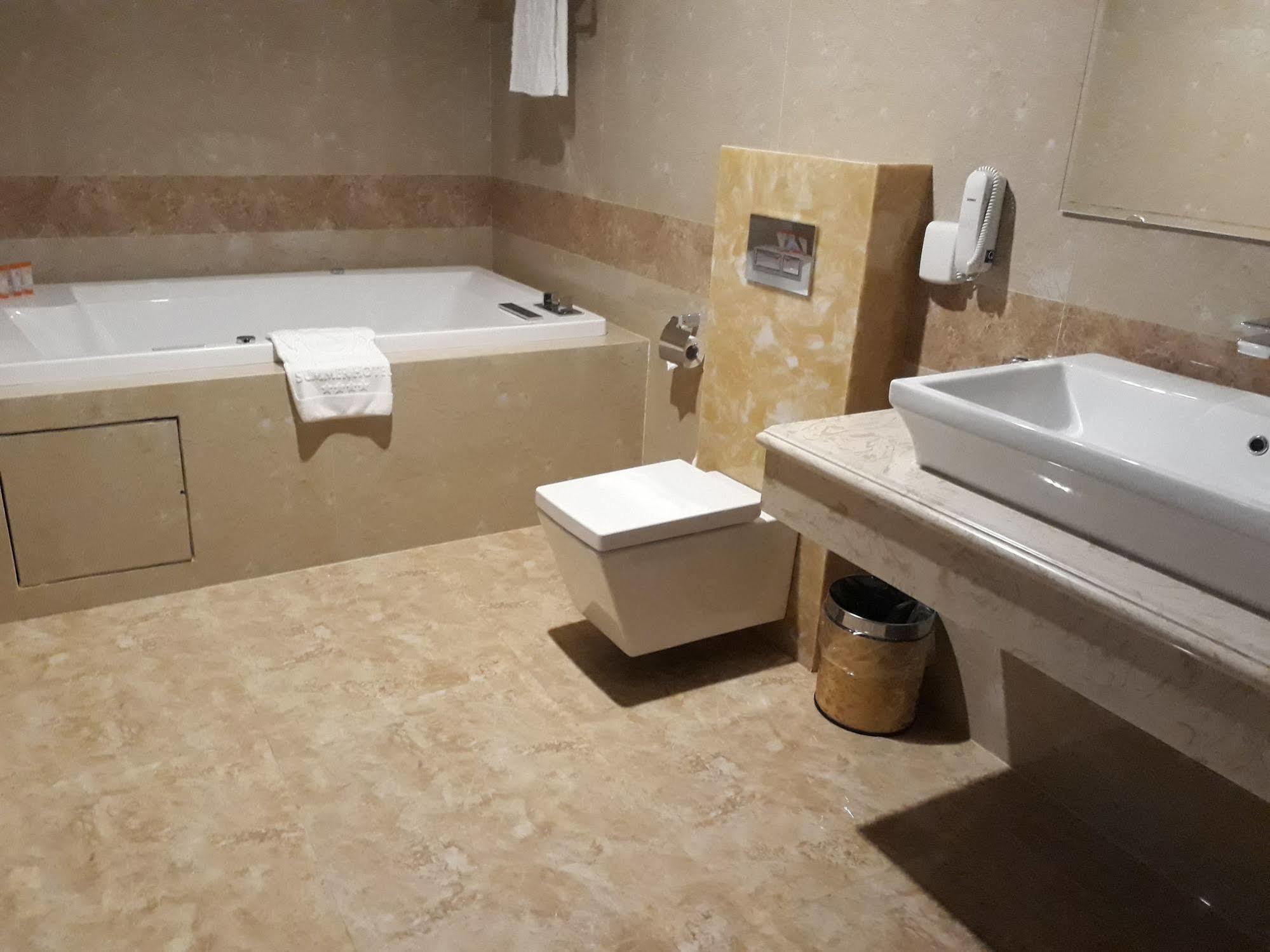 فندق سامر Cửa Lò المظهر الخارجي الصورة